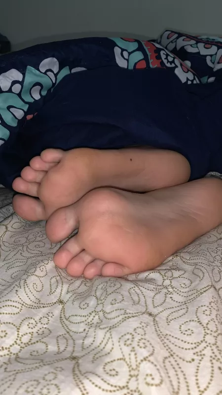 I bet you wish these feet were n your faceβΊοΈπ