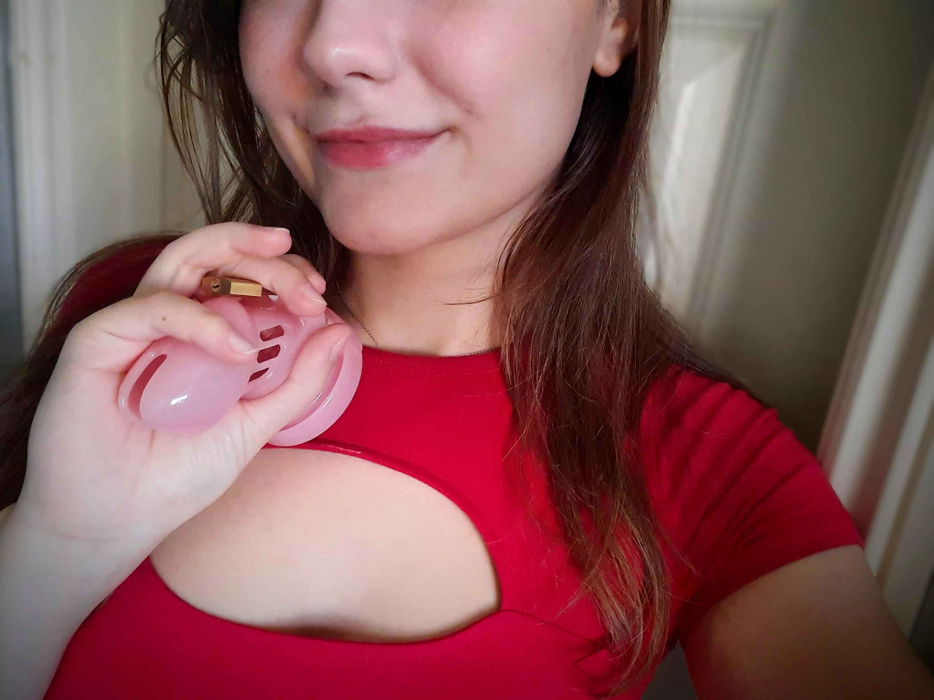 I bet your dream is to be locked up by a pretty girl 😈