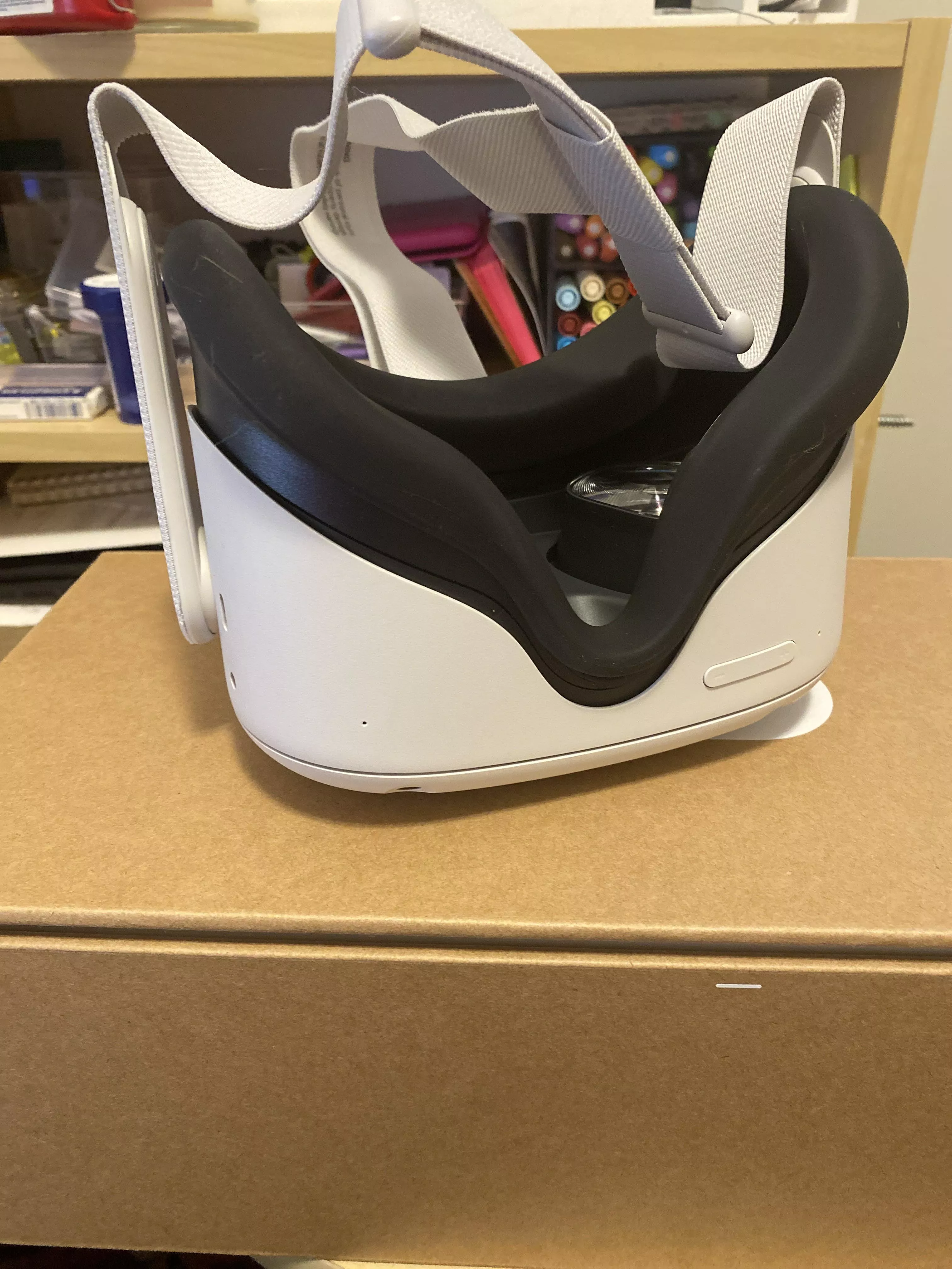 I bought myself a gift for Christmas! Do any other little and daddies have a VR headset!?