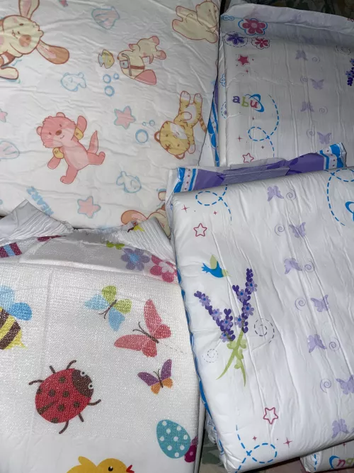 I bought real diapers for the first time, now I just gotta figure out how to diaper myself lol