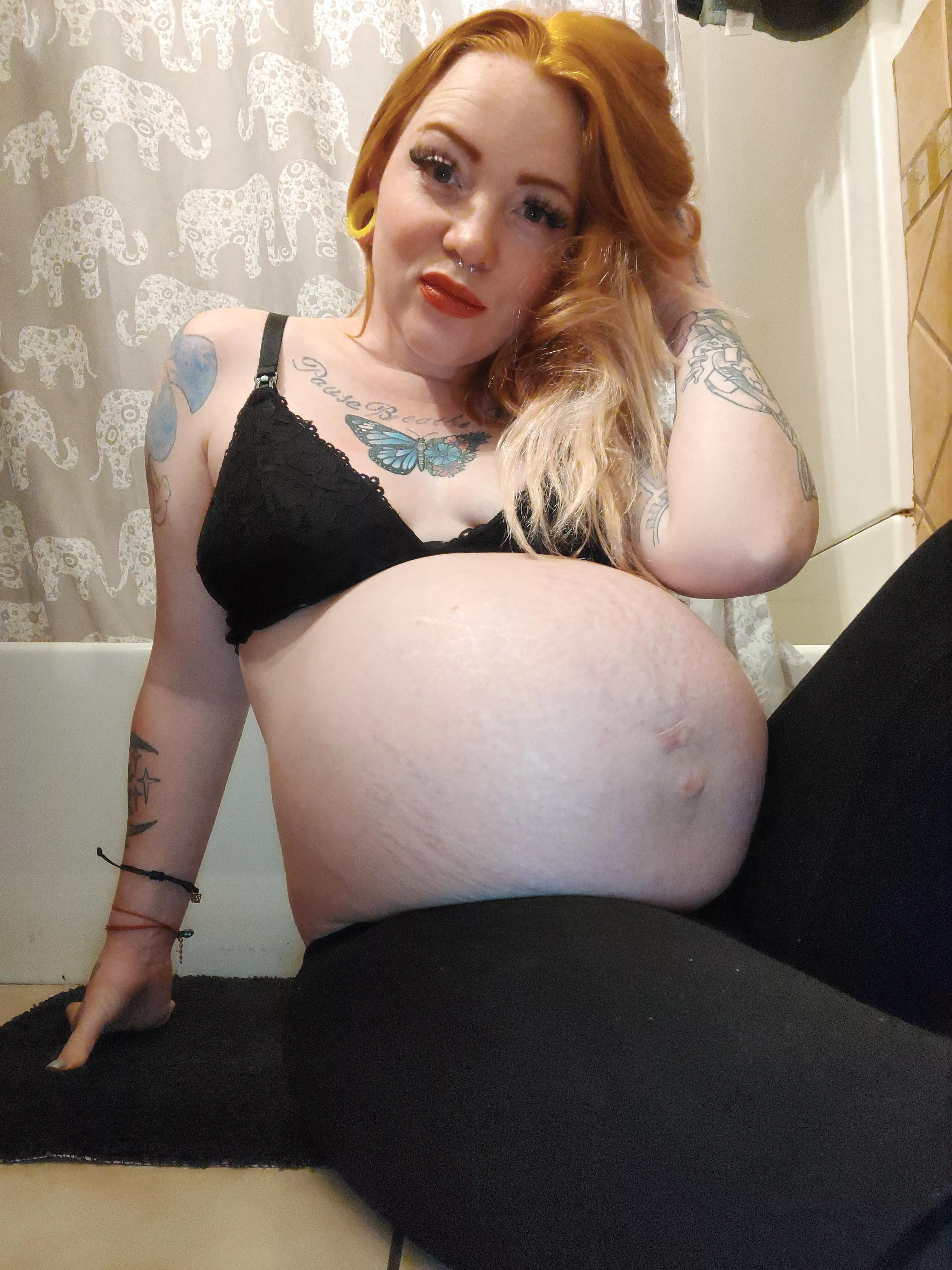 I can look pretty too! My bday is in 7 days!!! Come spoil me ❤️