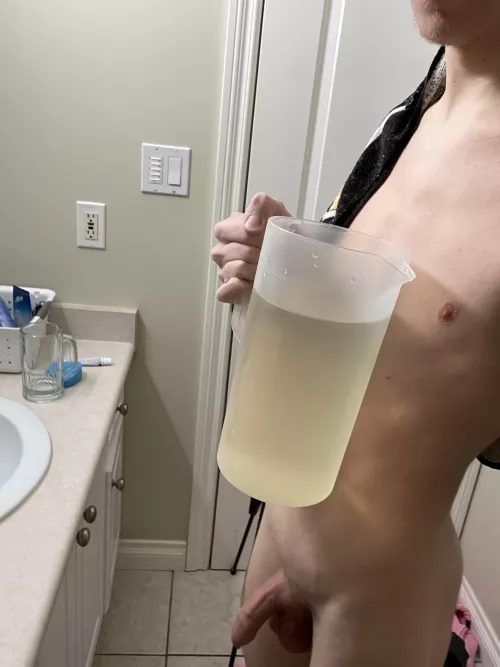I can pee about two quarts in an hour and a half.