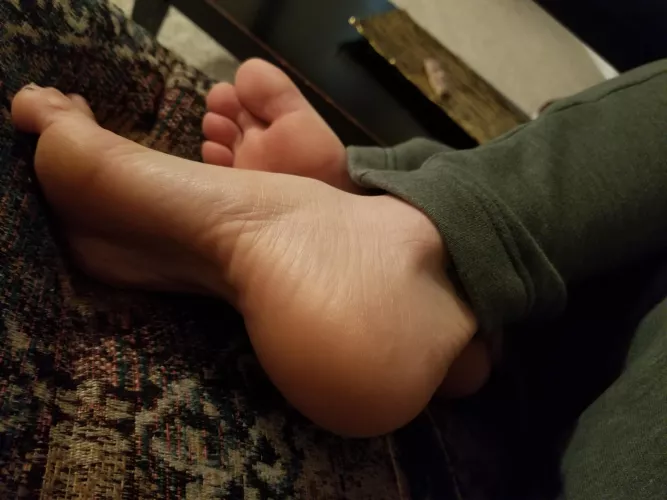 I can unzip pants with my toes π I can unzip pants with my toes π