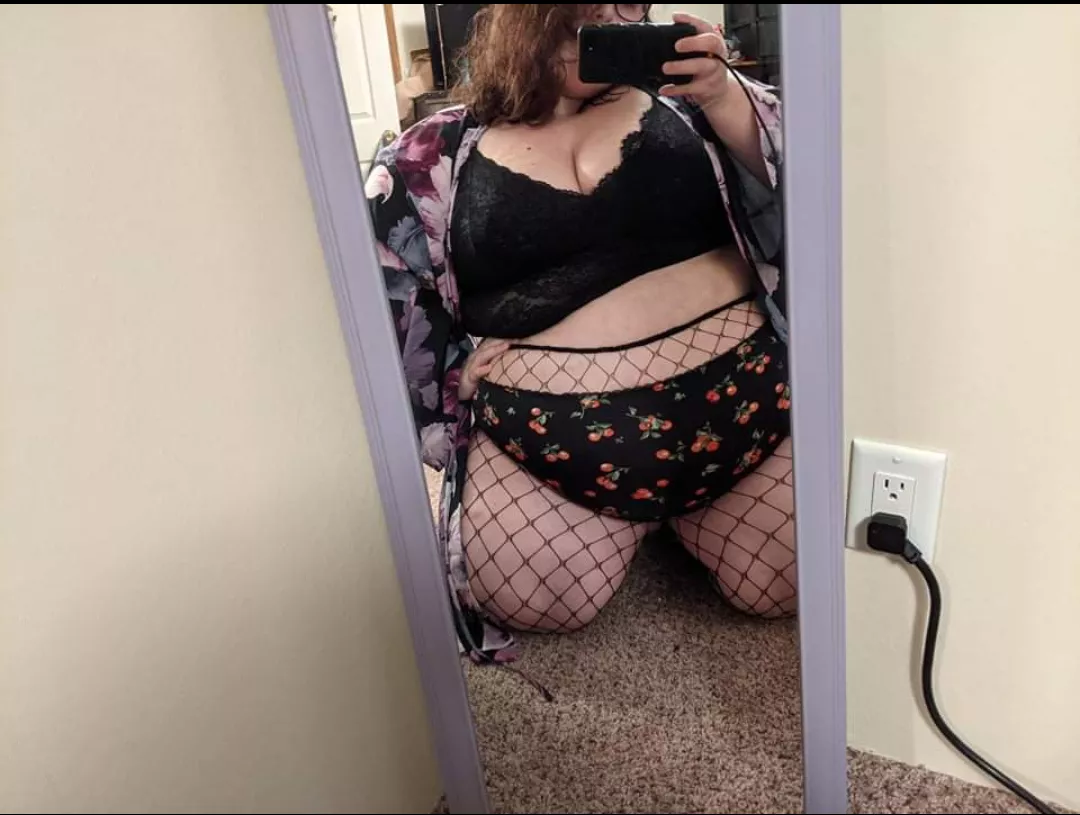 I could be your cherry on top π I could be your cherry on top π