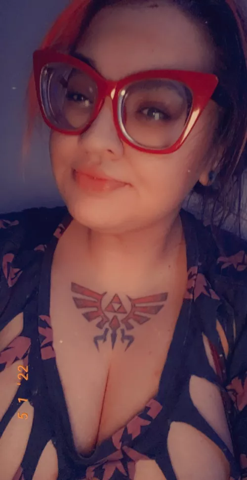 I couldn't fall asleep so put my favorite thing on to keep me company.. Hamilton 🤣😍🎶