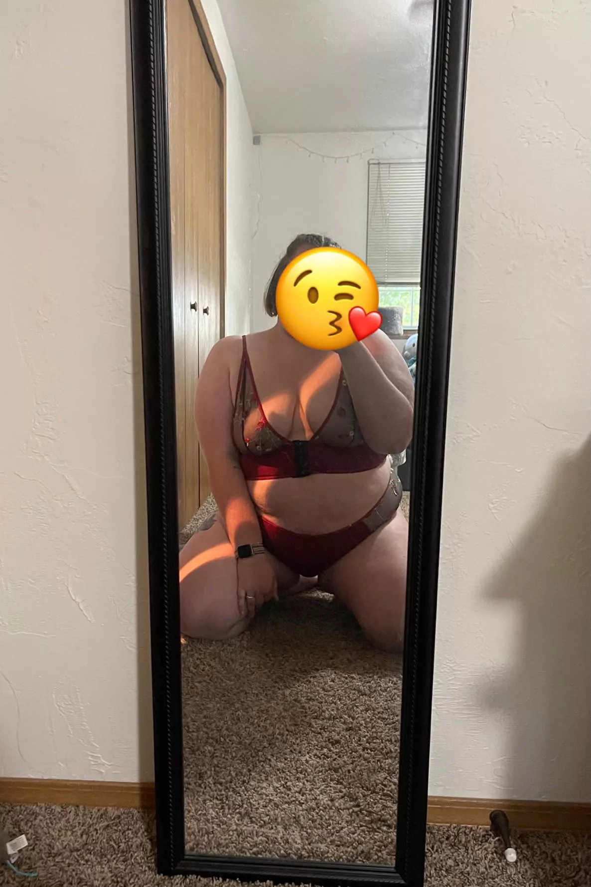 i cut 15 inches off of my hair and now i don’t feel as sexy 🥺