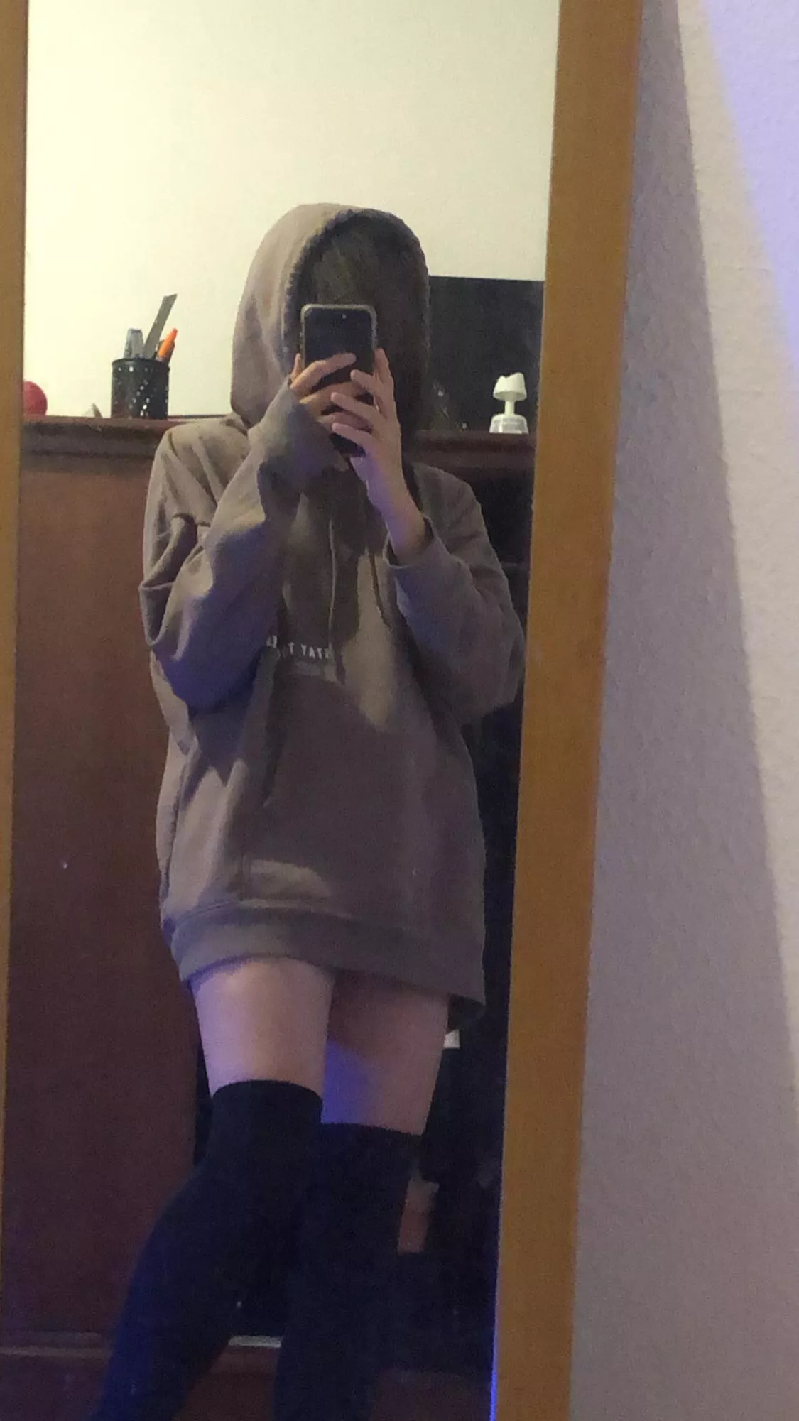 i dont know how to take me nice photos :c