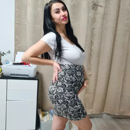 I don't like to wear a bra since I was first pregnant. Now it's my second pregnancy and still hate bra's ๐