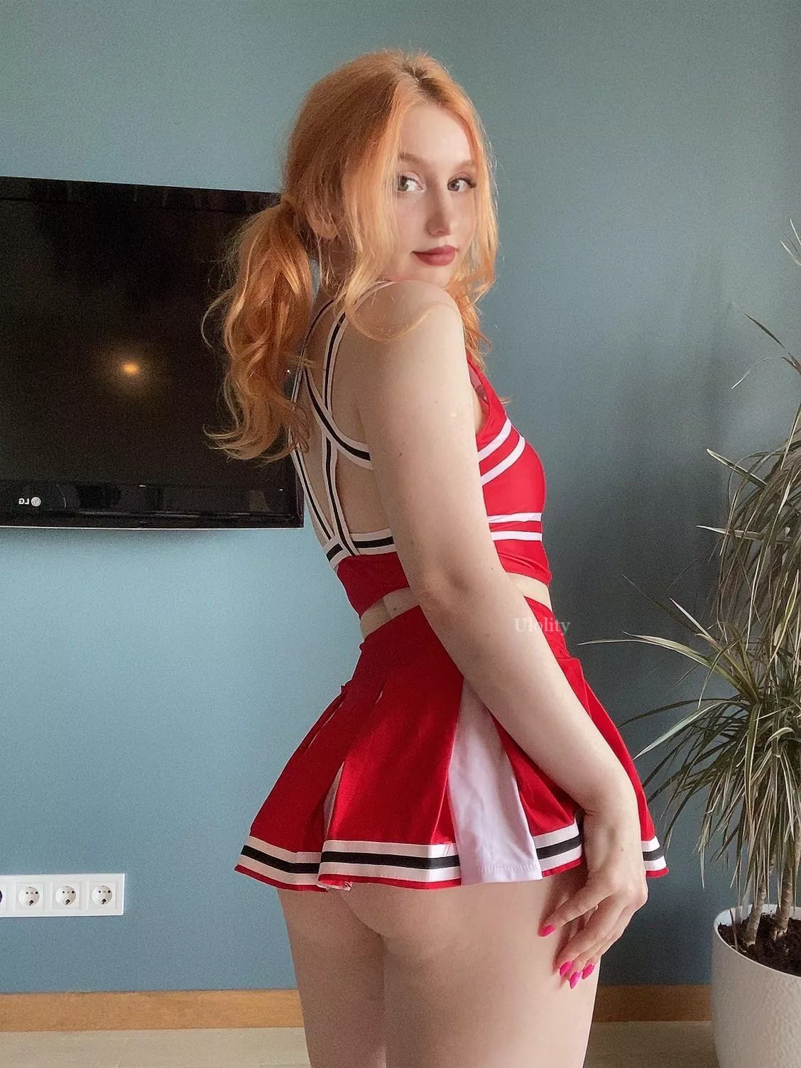 I don’t like to wear panties, I hope you don’t mind!