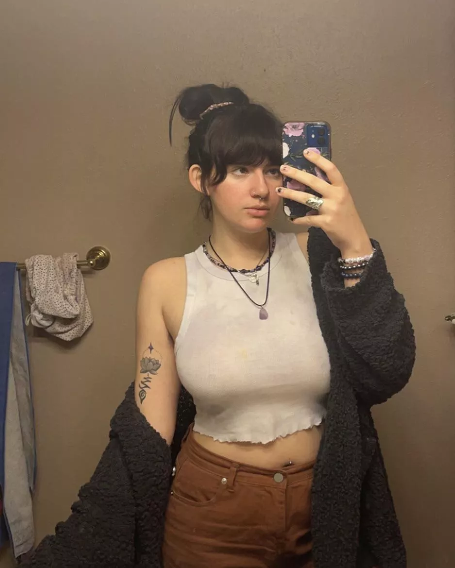 i dont remember the last time I wore a bra