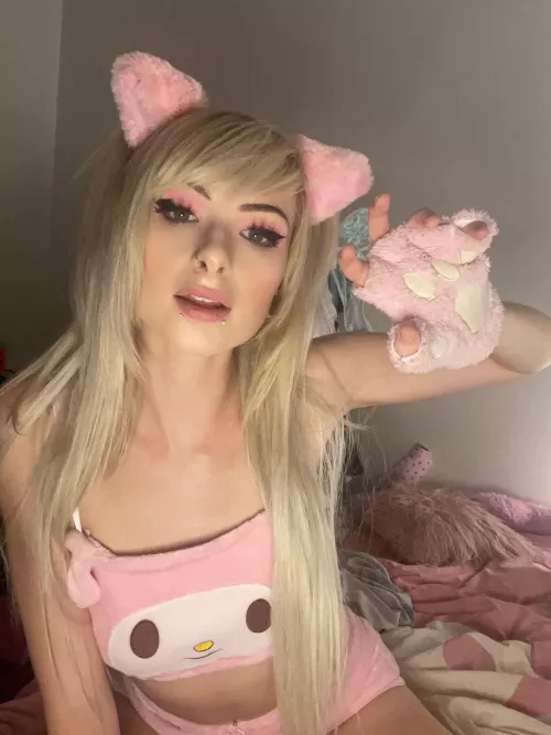 I donβt say nyaaa~ I say rawr xD