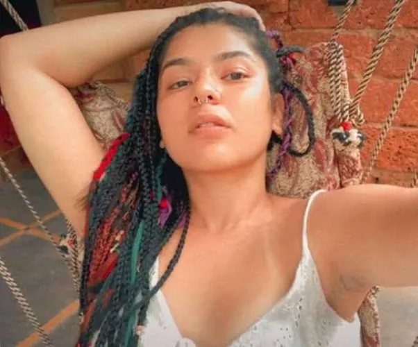 I dony know how many of you know her but she's sexy af🤤🤤🤤 Look at her pits💋