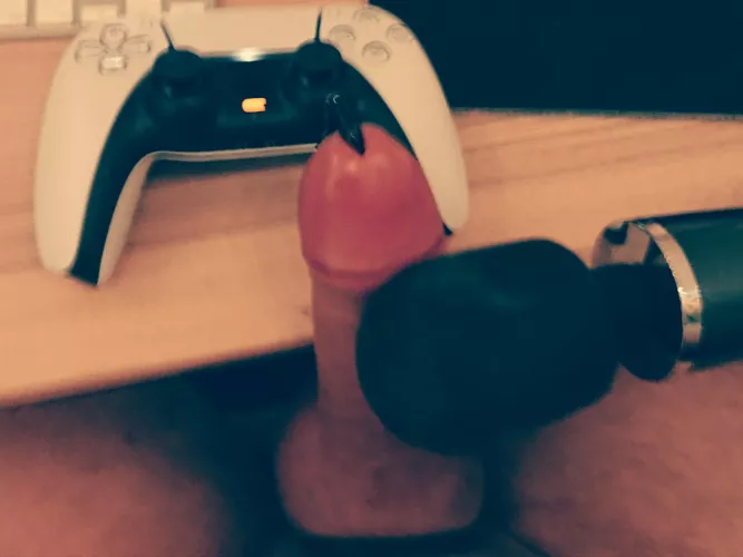 I edge with my magic wand between the matches in Cod π