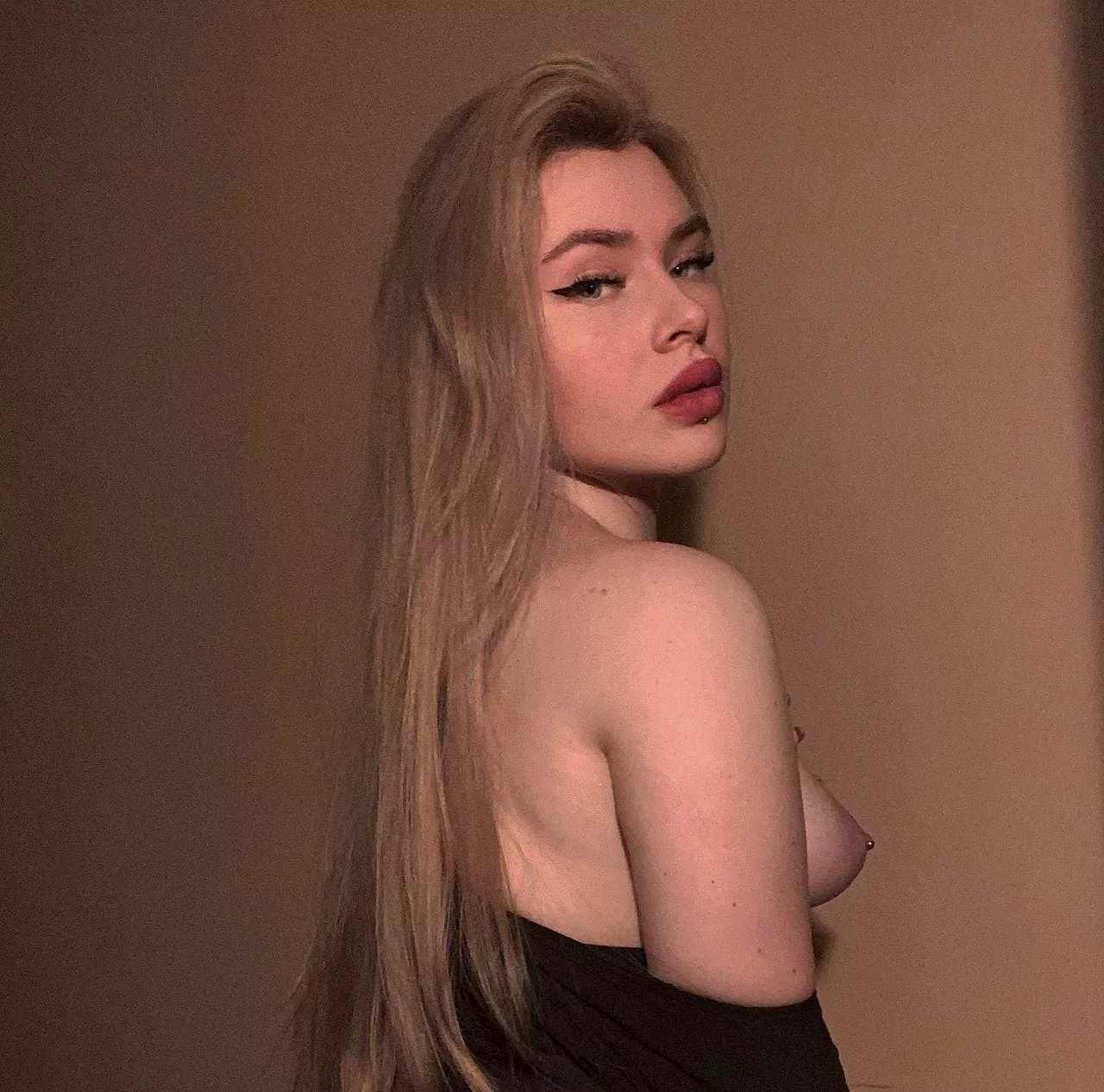 I feel fucking beautiful I feel fucking beautiful