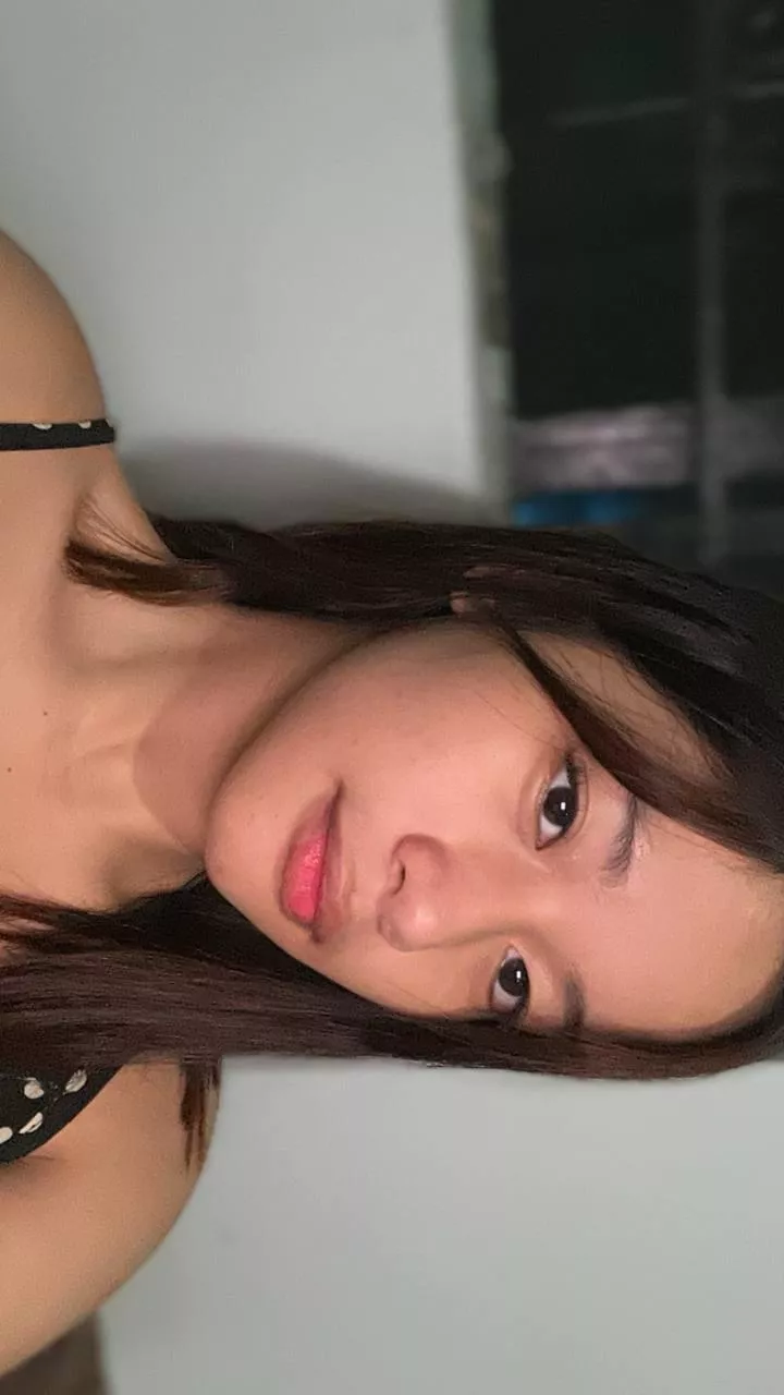I feel like I'm never on time because I'm always horny, are you the same? 😉 I feel like I'm never on time because I'm always horny, are you the same? 😉