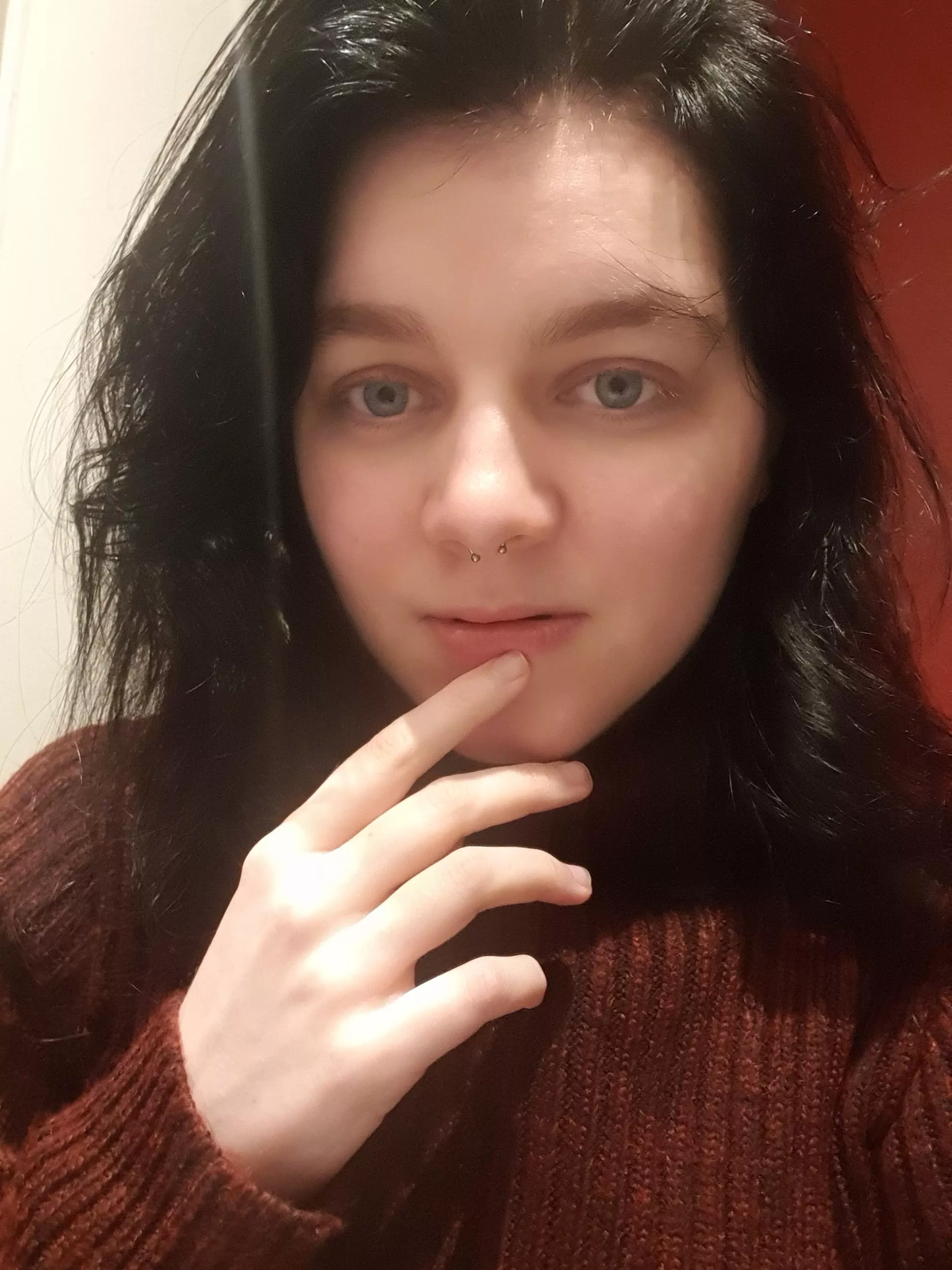 I feel like my dark hair suits me very much I feel like my dark hair suits me very much