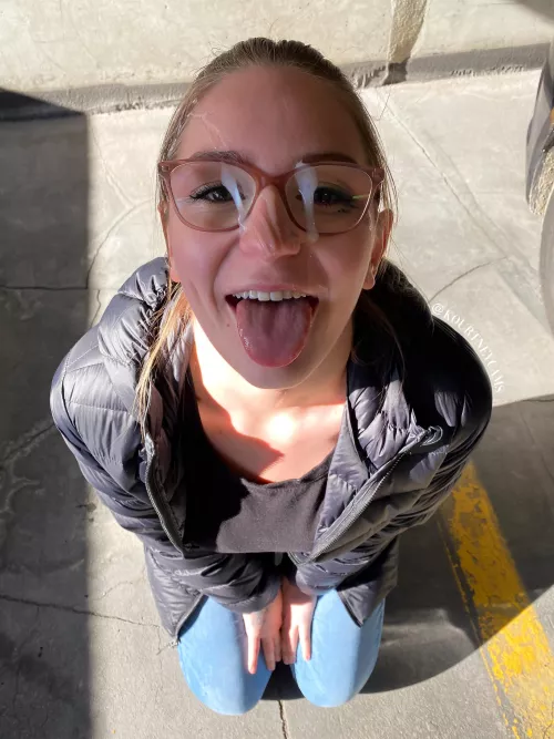 I feel so hot with thick cum all over my face 😍