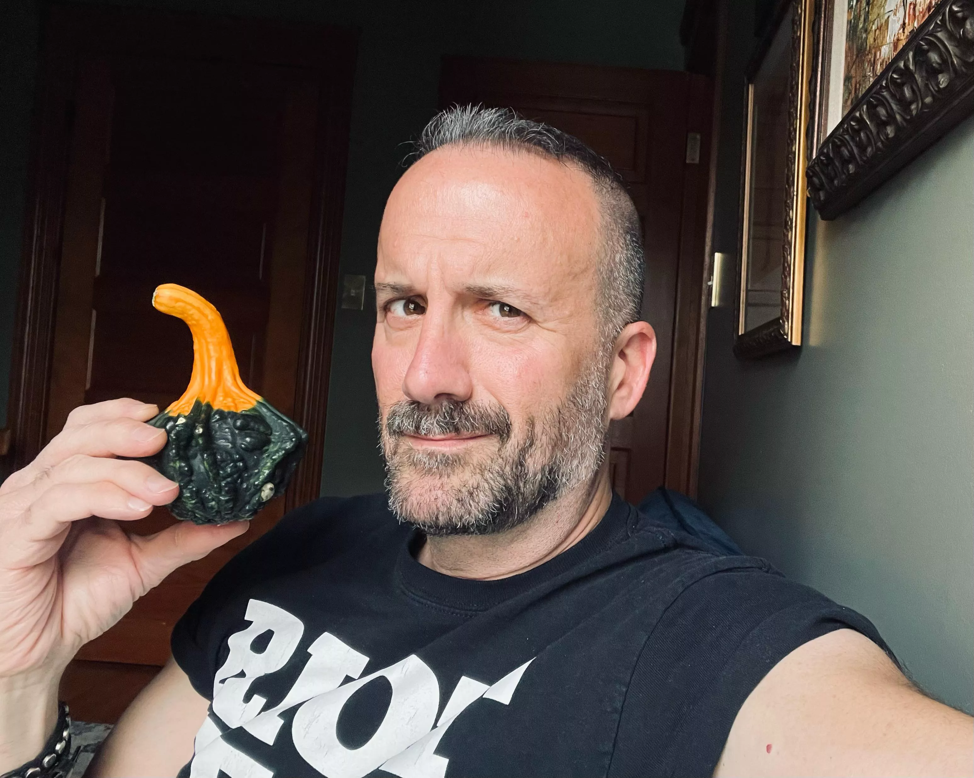 I feel sorry for this gourd. I feel sorry for this gourd.