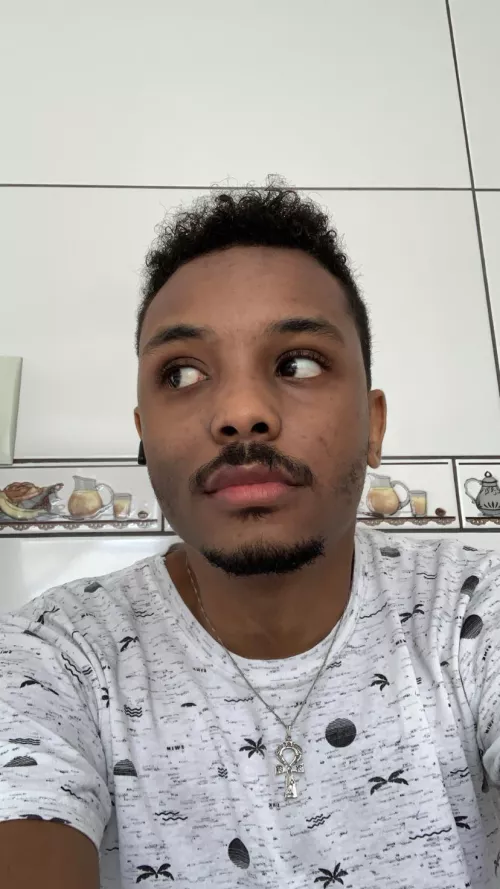 I feel tired of playing genshin impact nonstop. Any suggestions of games with strong guilds or coop gameplays? Want to make some friends to play together.