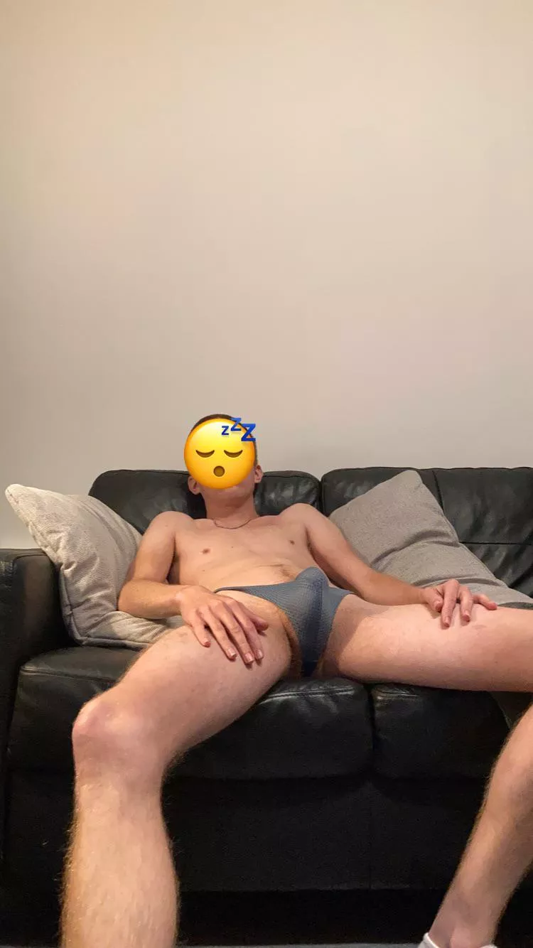 I fell a sleep you walk in. Wwyd? I fell a sleep you walk in. Wwyd?
