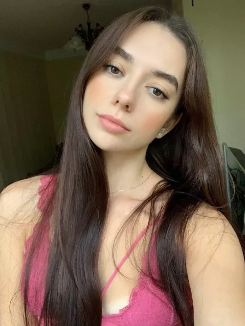 I get so wet thinking of you running your fingers through my long brown hair 😘 I get so wet thinking of you running your fingers through my long brown hair 😘