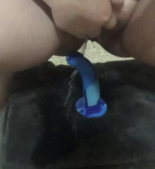 I get so worked up watching myself pee ?