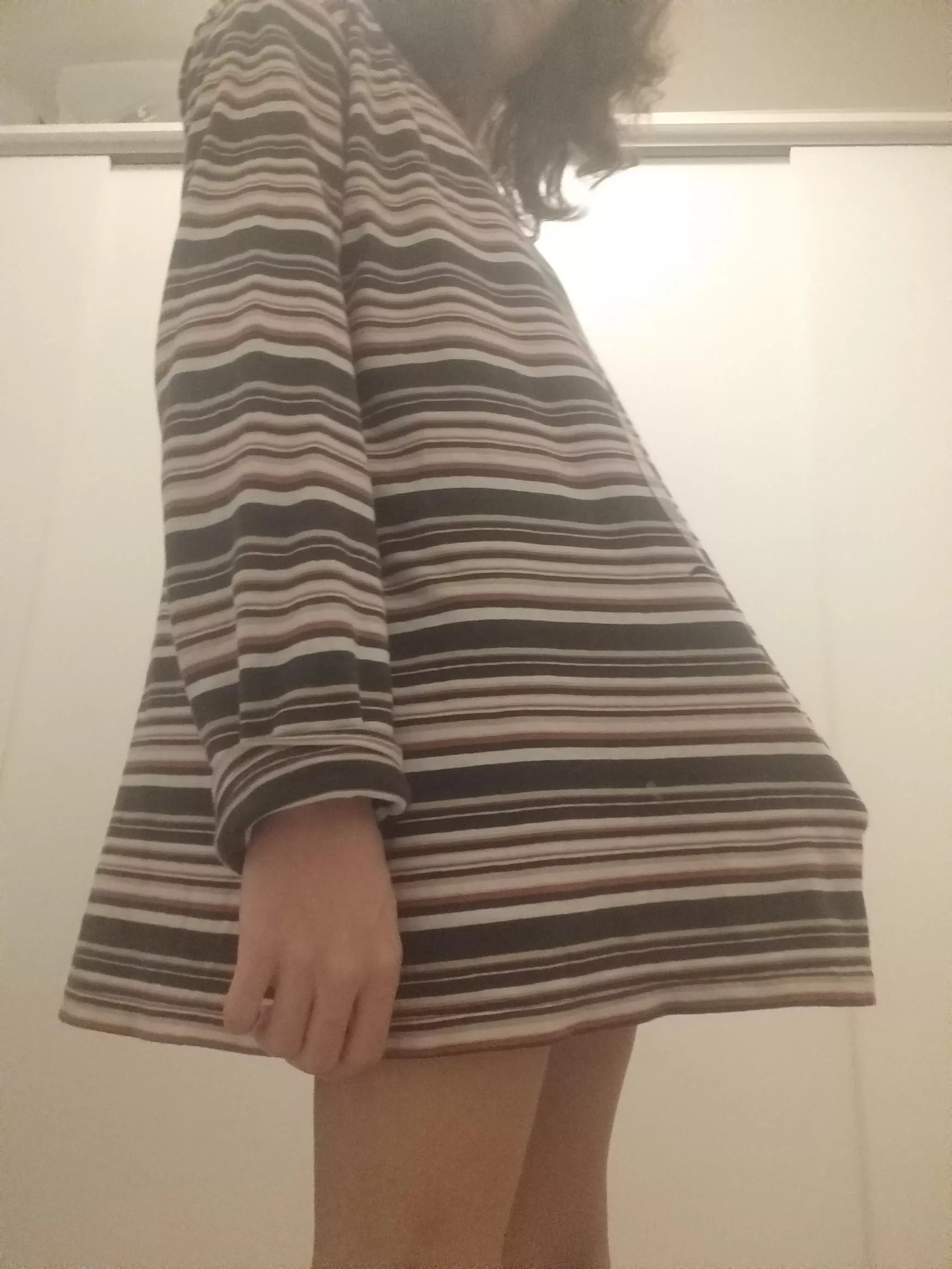 I give you one chance to guess what's under, if you get it right you get a reward I give you one chance to guess what's under, if you get it right you get a reward