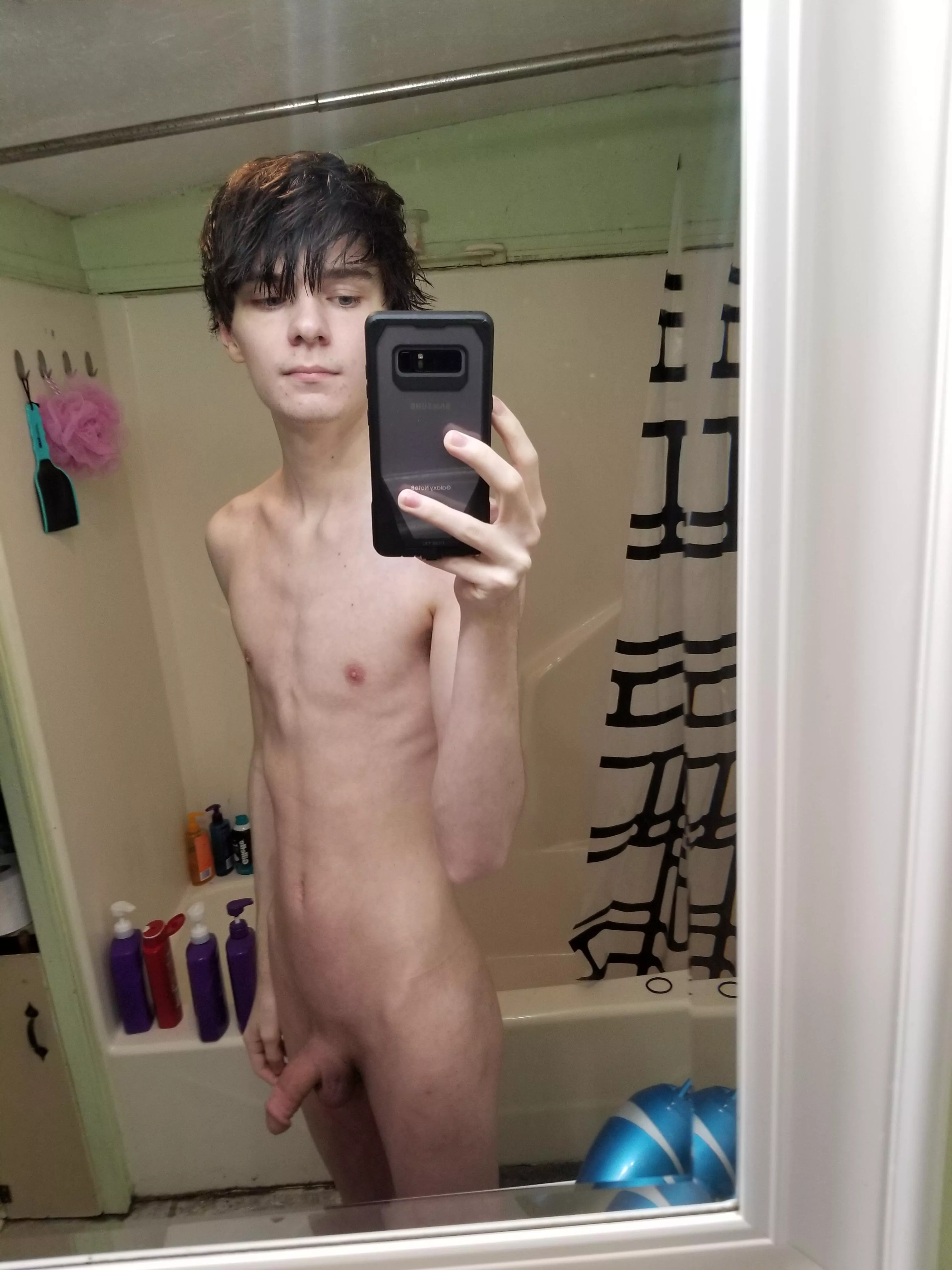 i got a hair cut, thoughts? 🤔😬