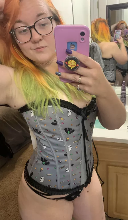 I got a new corset, what do ya think? I got a new corset, what do ya think?