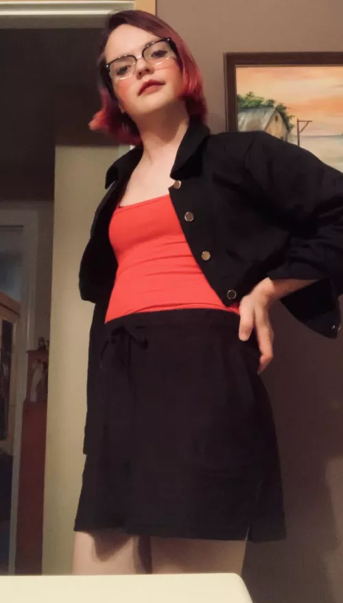 I got a new outfit!! 😝