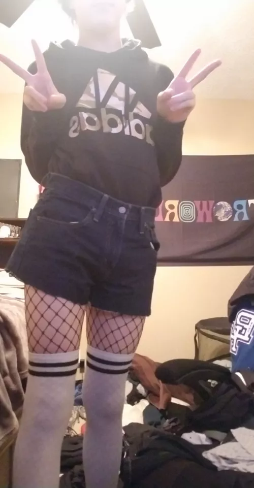 I got fishnets and a new hoodie🥰