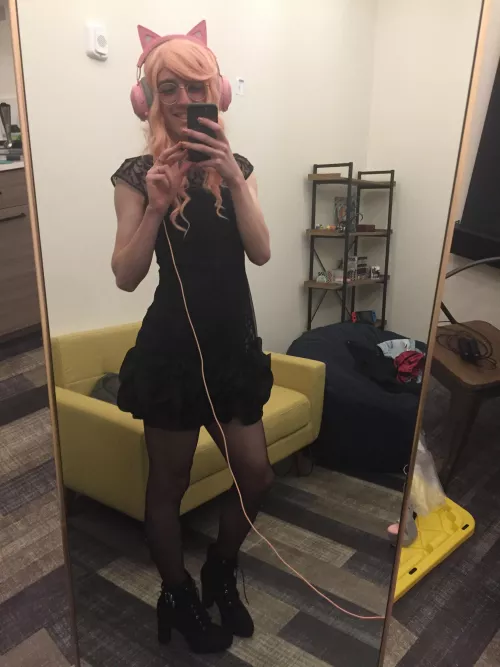 I got my first fancy dress and I feel so pretty <3 I got my first fancy dress and I feel so pretty <3