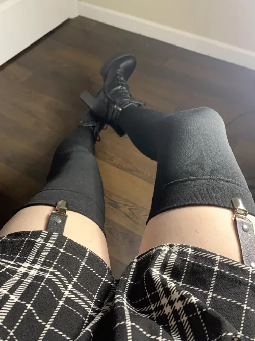 I got my first pair of garters!!! I got my first pair of garters!!!