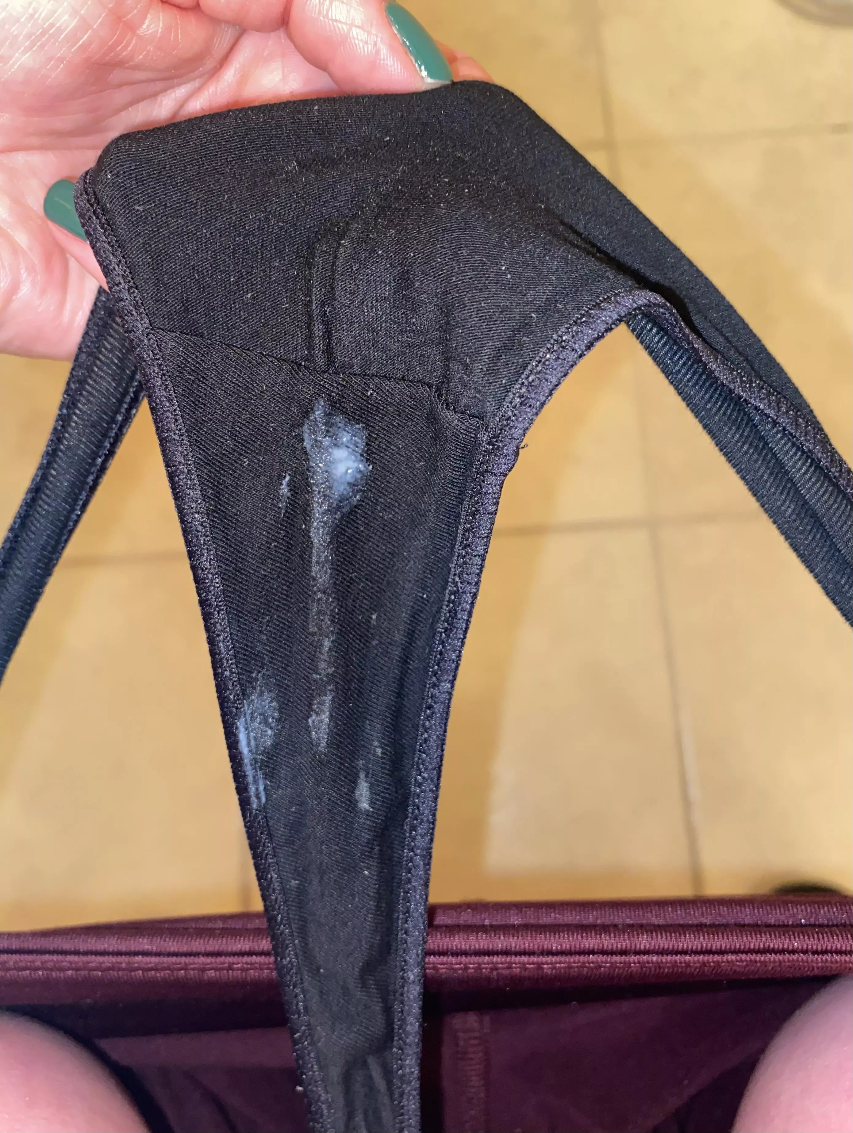 I got my new cotton panties all wet and creamy 😋🍽