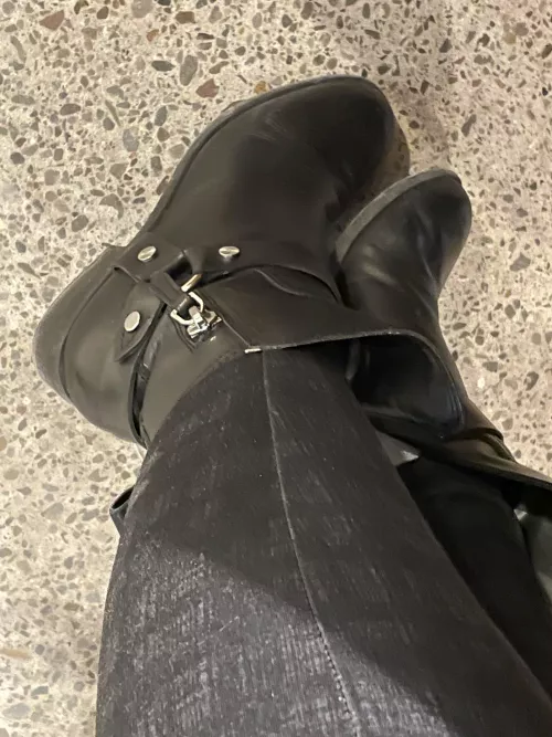 I got road salt on my boots. Be a good pet and clean them up for me.