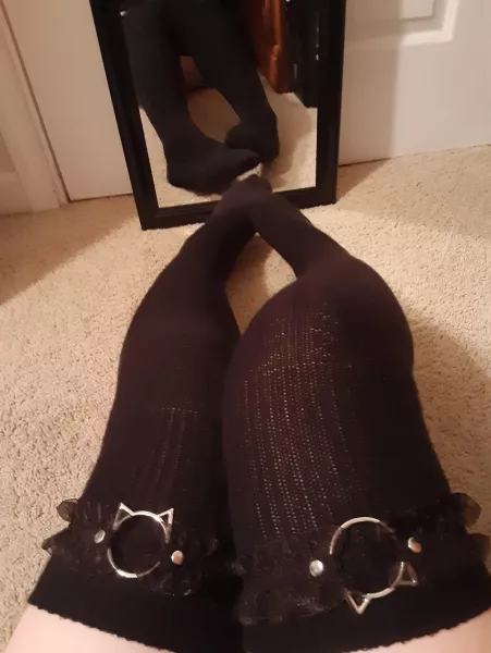 I got some cat garters I got some cat garters
