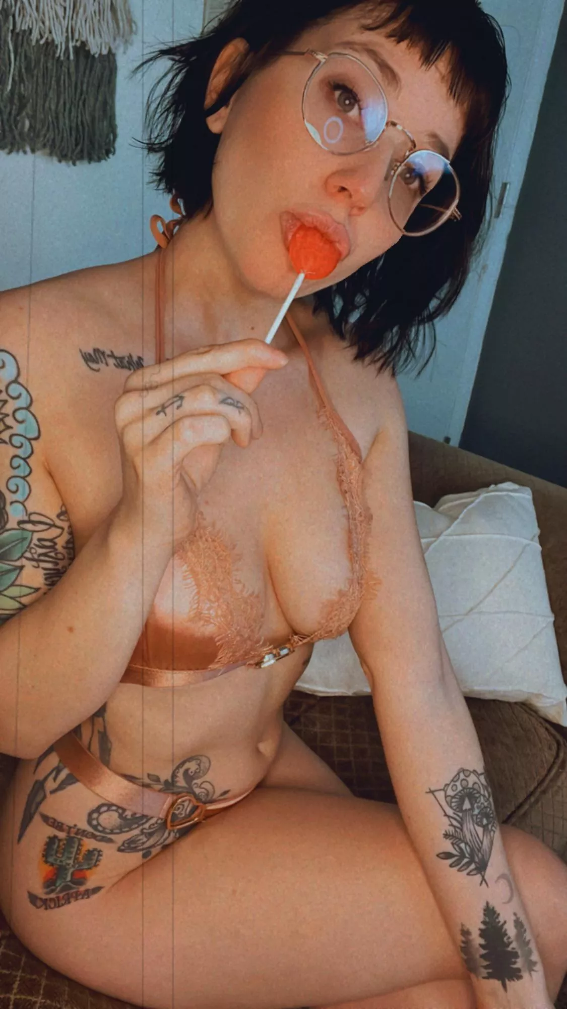 I got two moods, this oneβs sweet, wanna see the other? π I got two moods, this oneβs sweet, wanna see the other? π