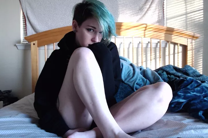 I had a bad dream, will you cuddle me?