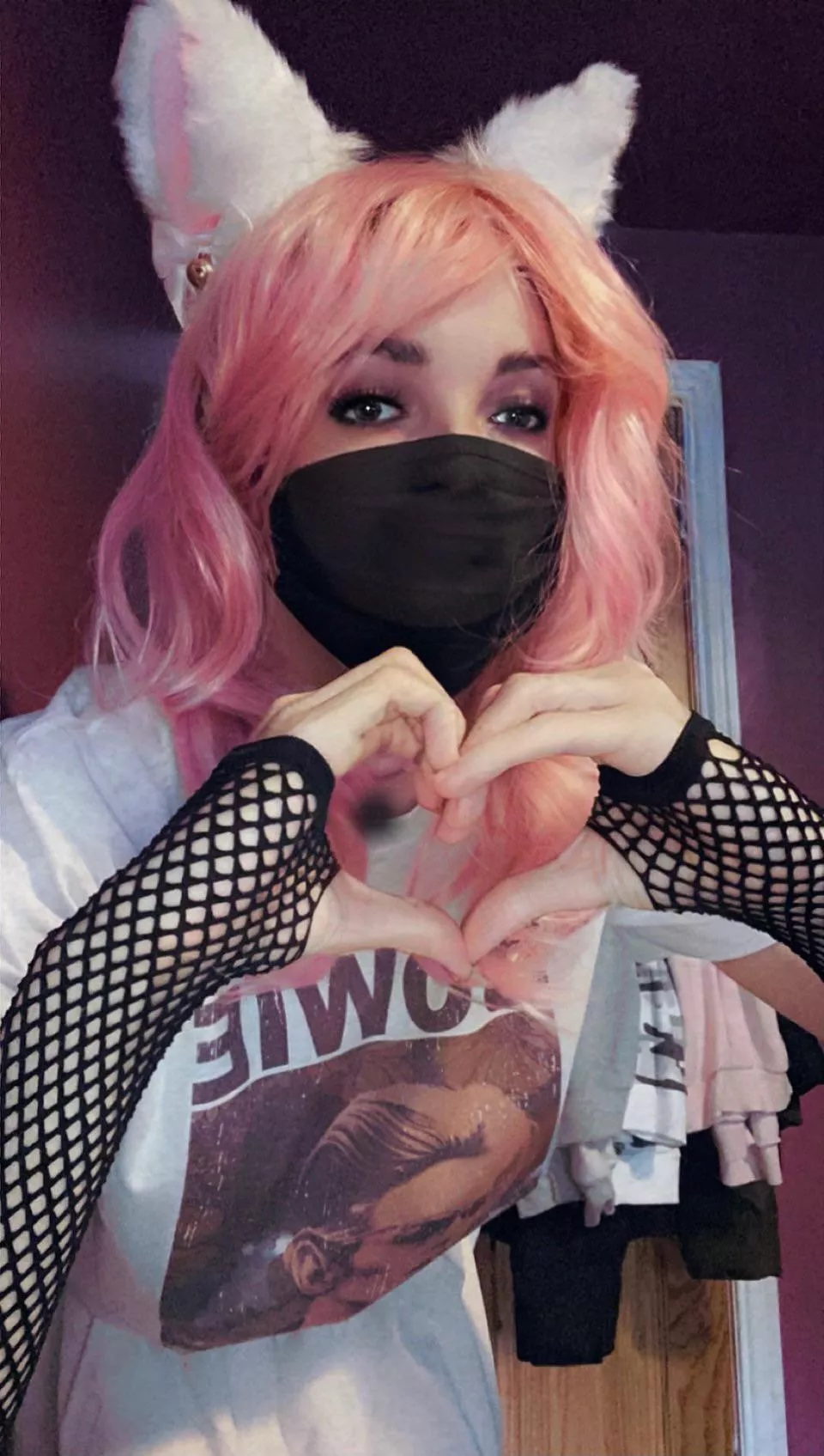 i had a rough few days but i decided to come back here, you guys make me feel so loved ❤️