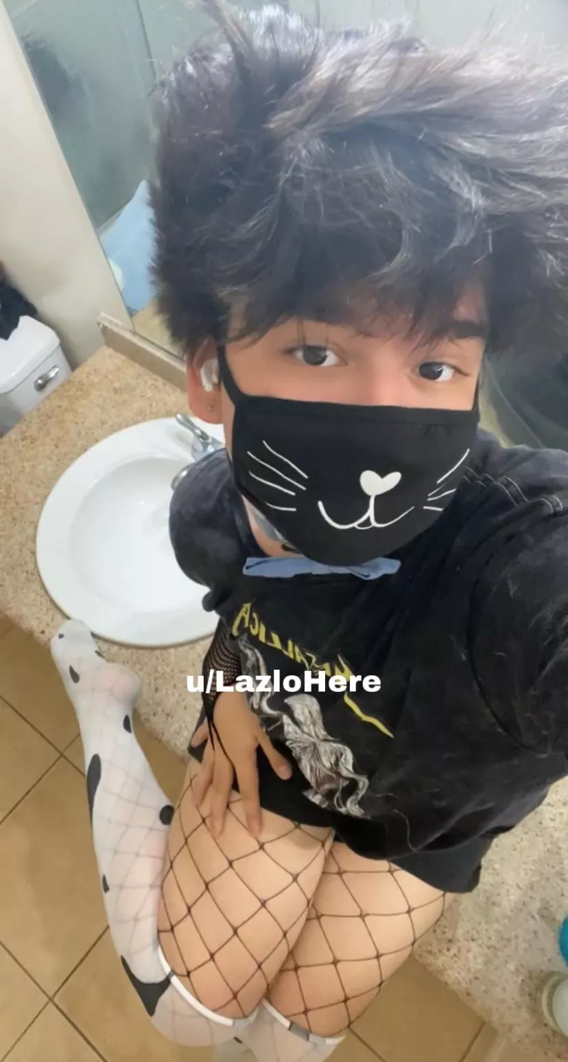 I have a real mask this time lol