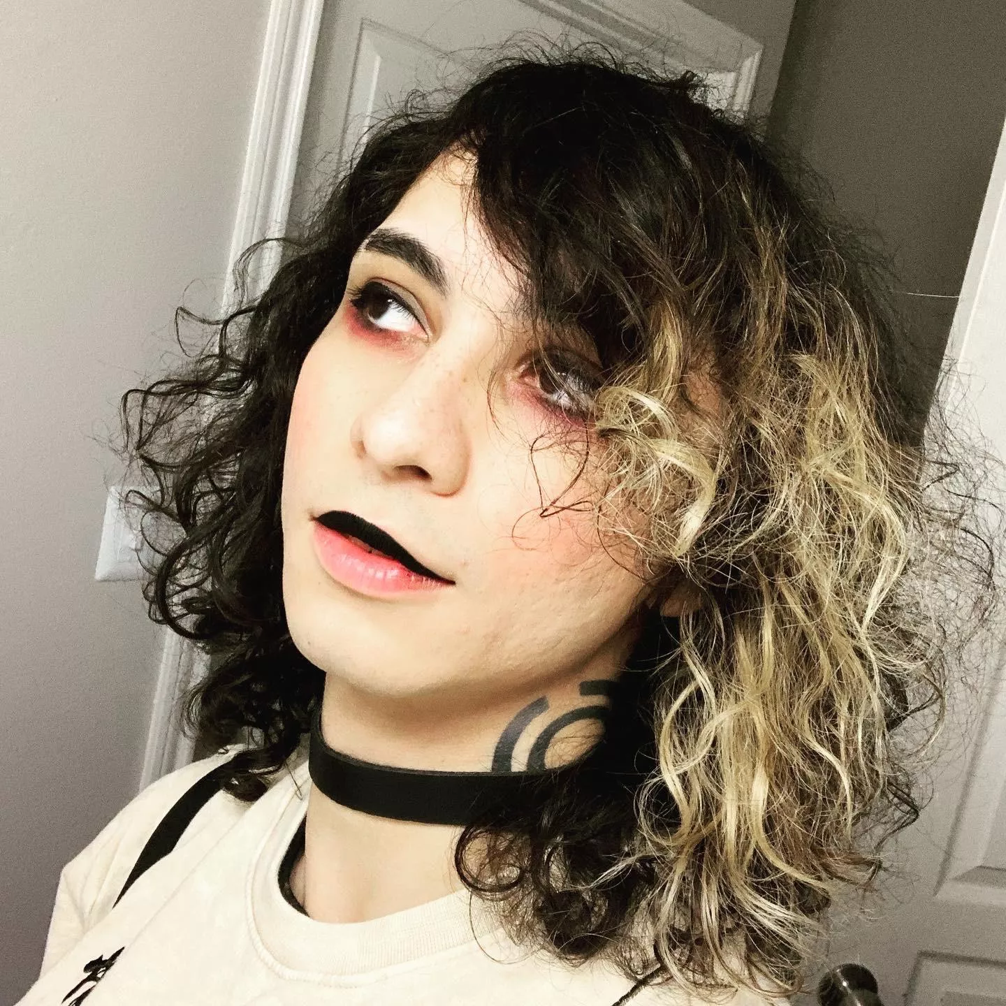 I haven’t posted in so long. Hi loves.