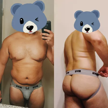I heard y'all liked straight daddies in jockstraps. I heard y'all liked straight daddies in jockstraps.