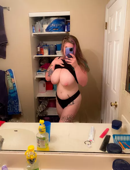 I hope all natural moms are your type. π I hope all natural moms are your type. π