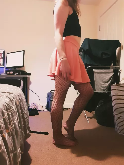 I hope atleast one guy gets off to me tonight 🥺