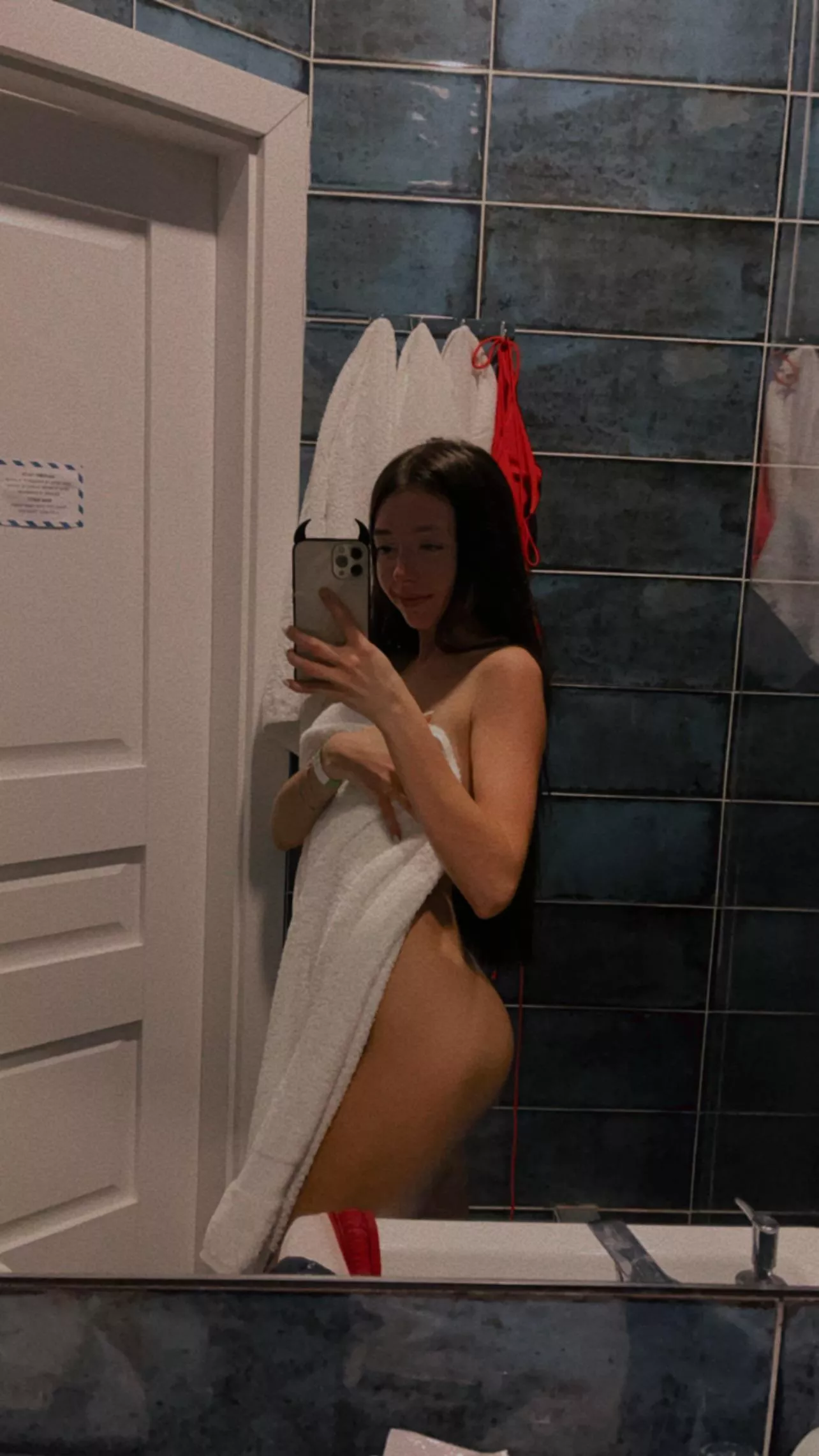 I hope daddy can make me his little doll !🤤💦