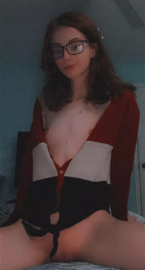 i hope it snows again so i can take snowy nudes ;)