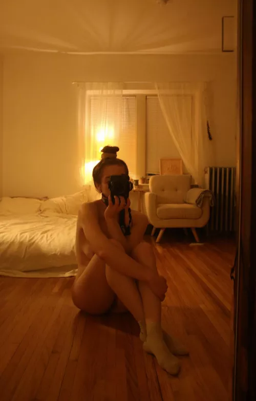 i hope you can handle my long legs sprawled out on even a king size mattress through the night ðĨ°