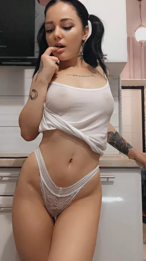 I hope you like my little titties🍒