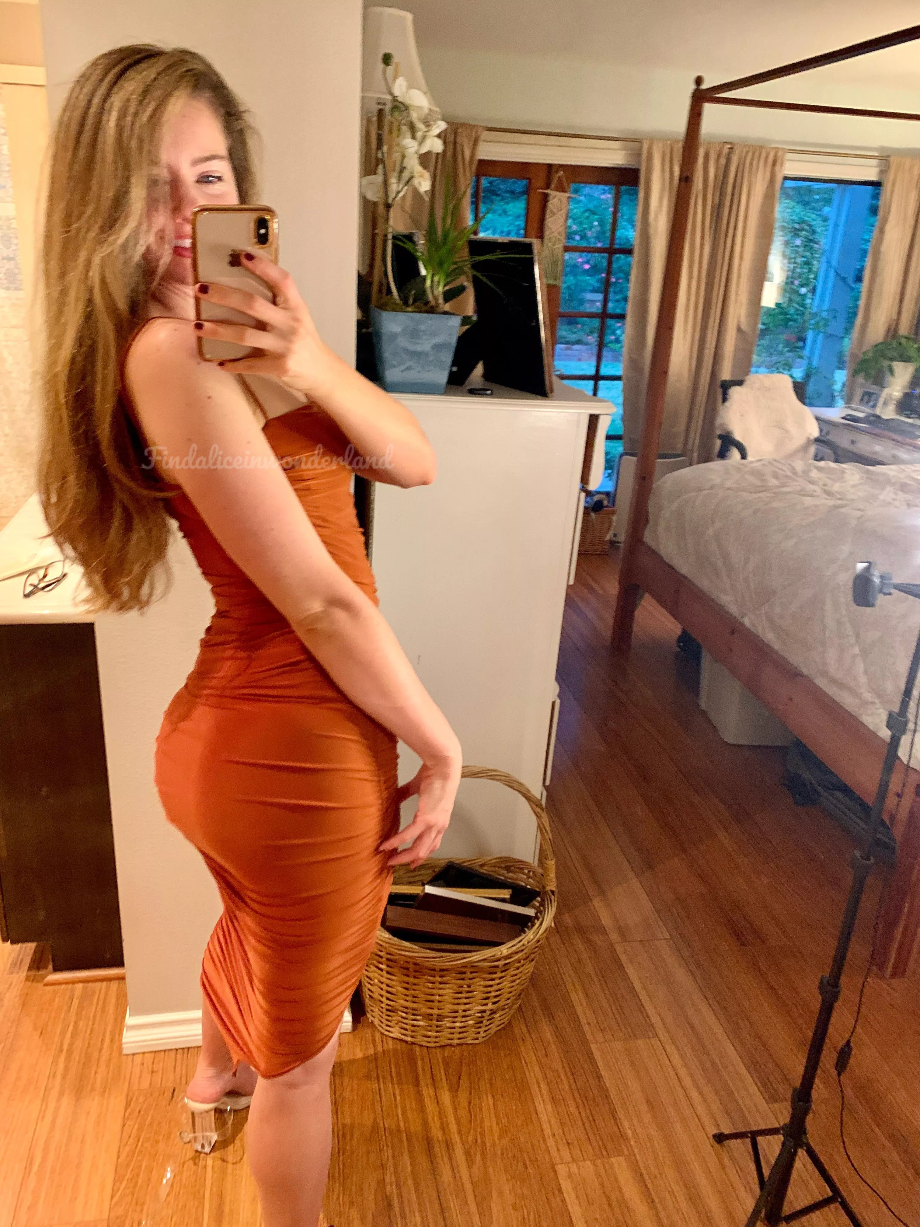 I hope you like tight dresses