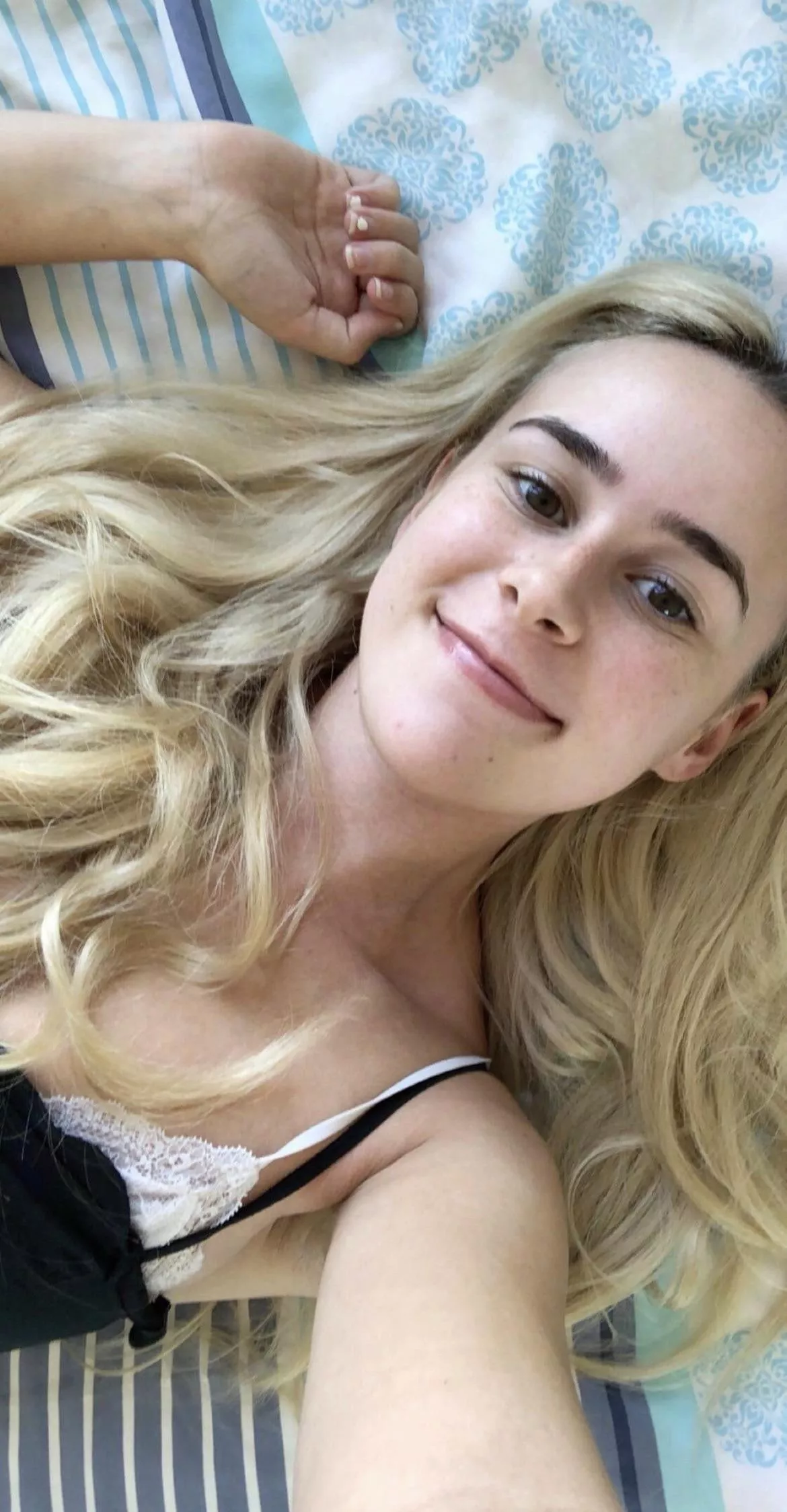 I hope you love my freckles! 21F 😎💓 I hope you love my freckles! 21F 😎💓